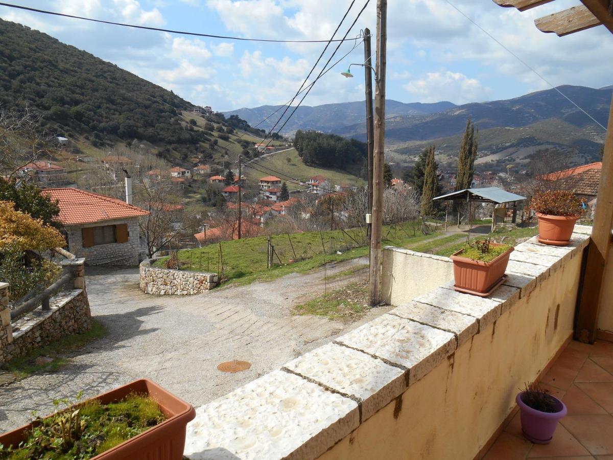 Amadriades Kalavryta Bagian luar foto