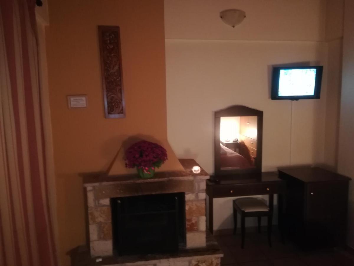 Amadriades Kalavryta Bagian luar foto